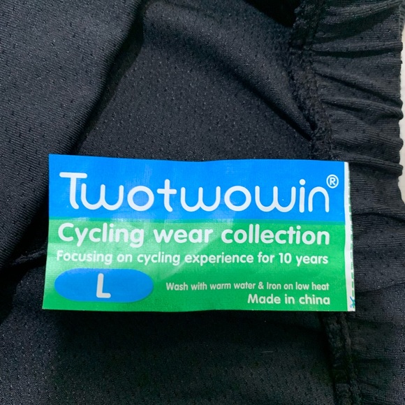 Twotwowin cycling shorts! - Picture 5 of 5